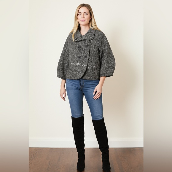 BCBGMaxAzria Jackets & Blazers - BCBGMaxAzria Black Tweed Wool Cropped Jacket Medium